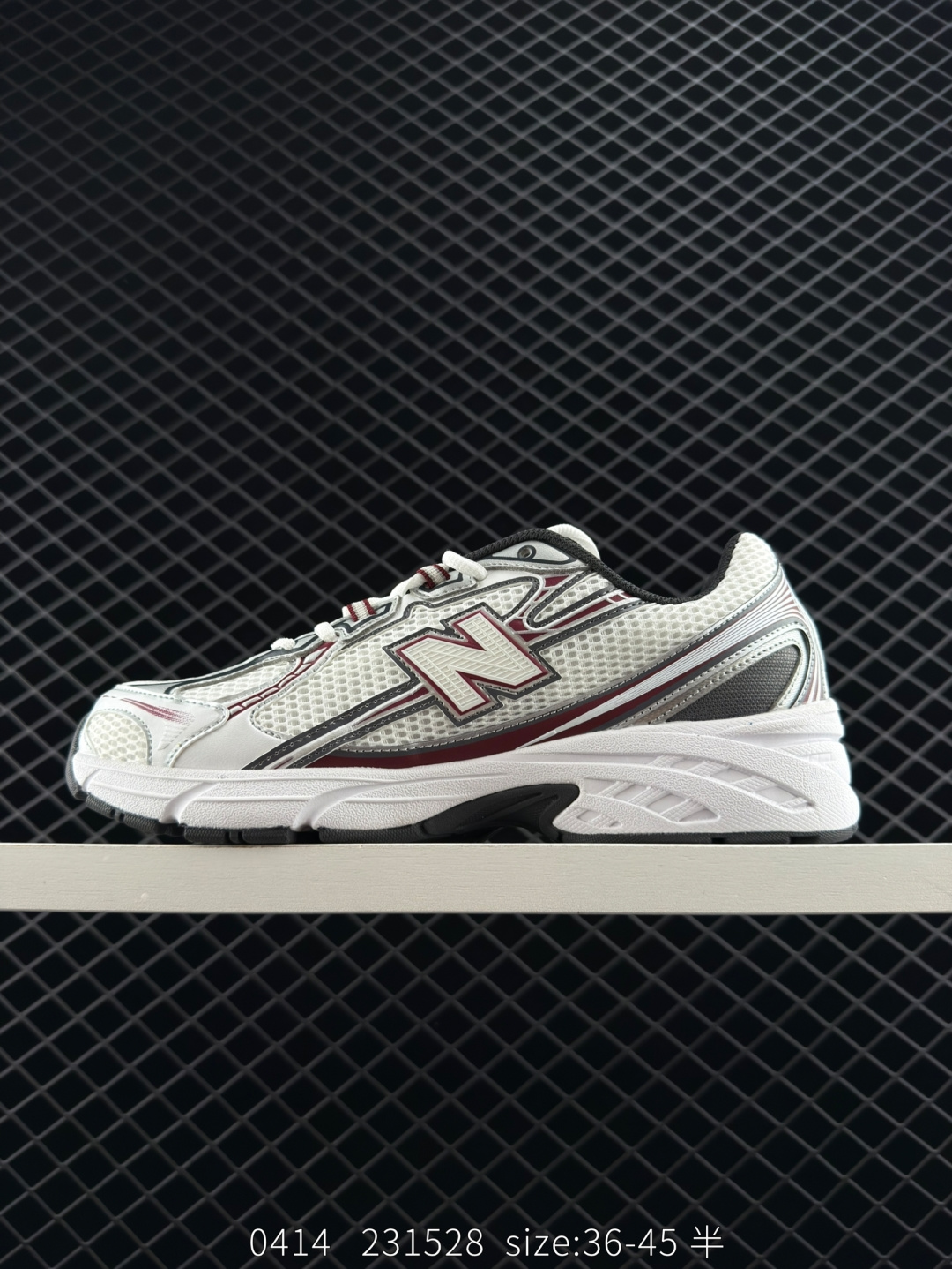 New Balance MR740 NB